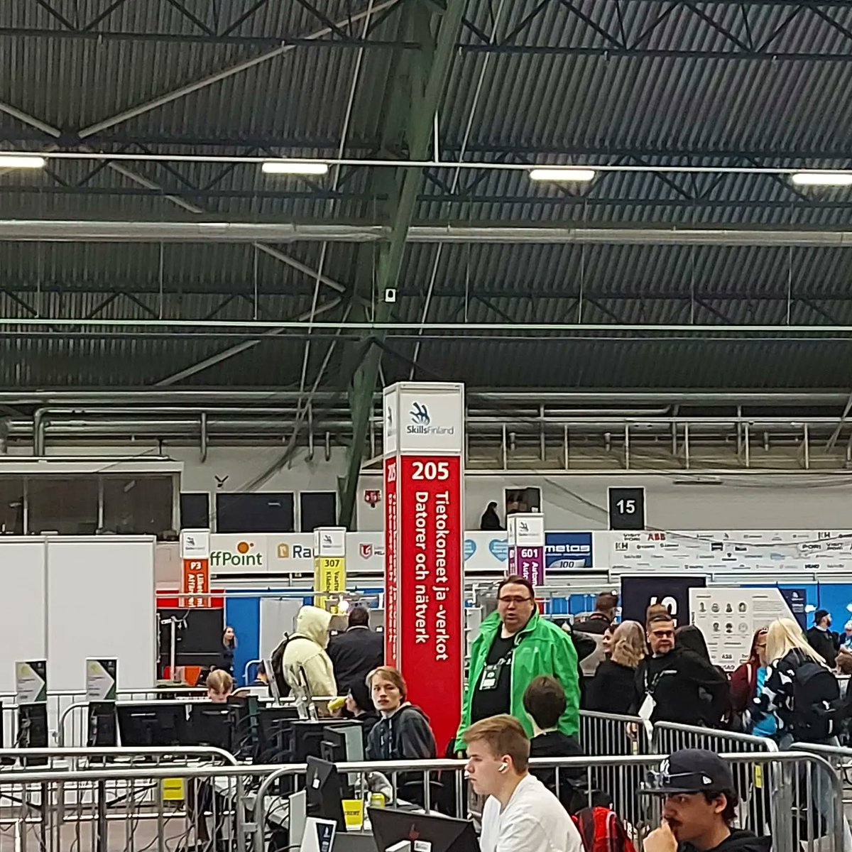 WinNovaOnline's tweet photo. WinNovan finalistien #taitaja2022-tunnelmia ensimmäisenä kisapäivänä! 💙💚 #työniloa #skillsfinland https://t.co/ZjObcDXndP