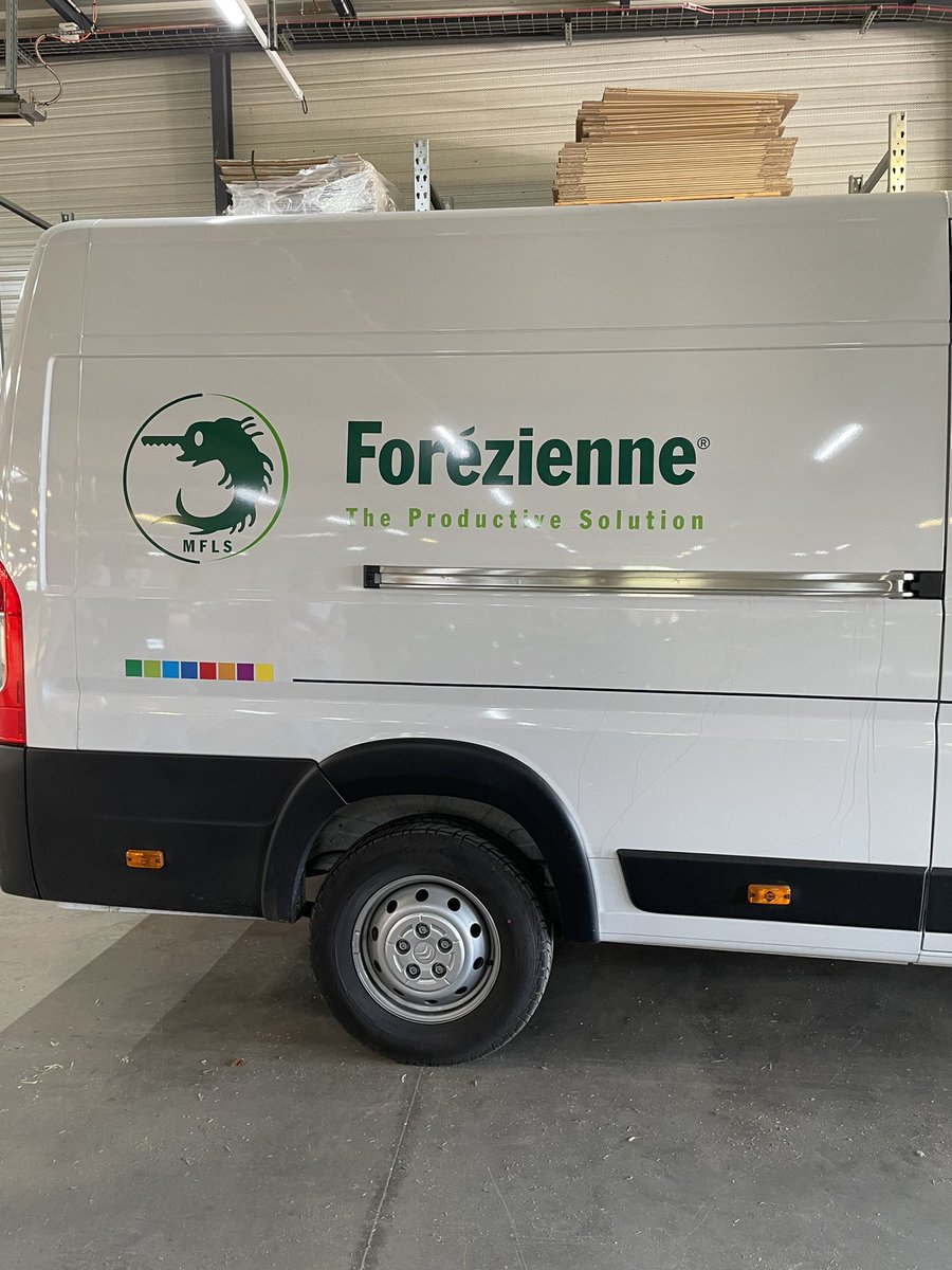Gwen1Des's tweet photo. Visite de la Forézienne qui recherche actuellement deux opérateurs de production de lames de scies. Pôle emploi du Mans gare organise les tests via la méthode de recrutement par simulation (MRS). Pour se positionner, il faut contacter le service dédié au 02.44.02.20.20 #MRS https://t.co/fCMBNdoI5U