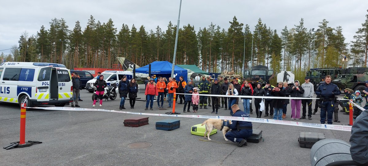 WinNovaOnline's tweet photo. #Taitaja2022 Pelastusharjoitusalueen tunnelmia tänään - myös keskiviikkona 18.5. Lähde mukaan! #Työniloa 💚💙 Ohjelma ja lisätiedot https://t.co/odCoHchYnz https://t.co/ITecgO3Yig