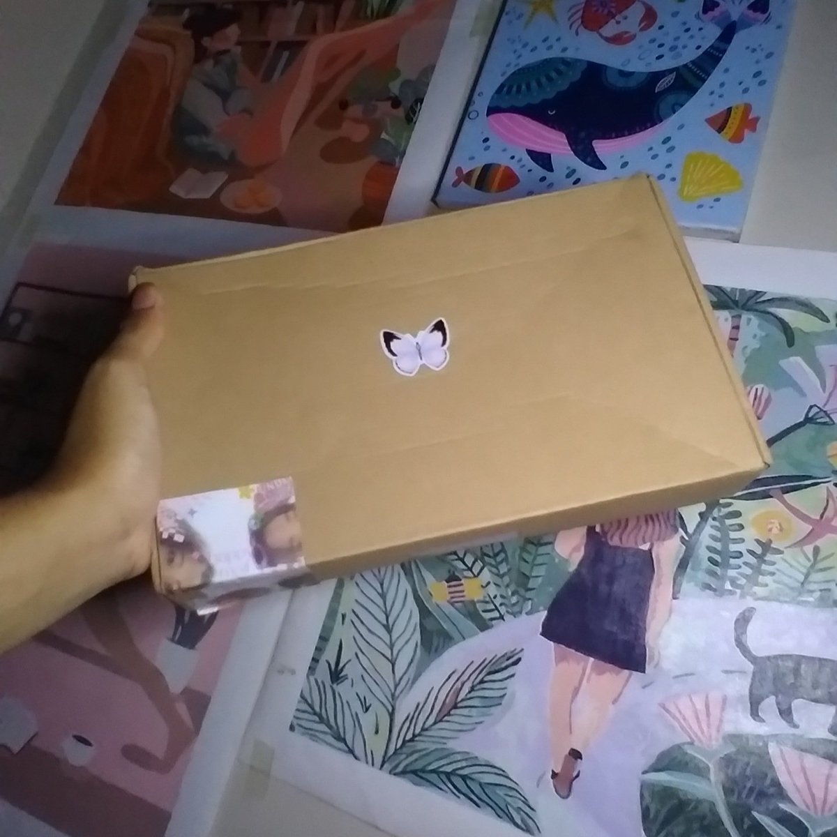minjihauls's tweet photo. — #minjimails
💌from @hyuninhauls #FromInca
Stay 2nd gen kit collbook, id holder & poster arrived well ^^ thank you so much for the smooth transaction!🐸 https://t.co/d2ZoyJimQW
