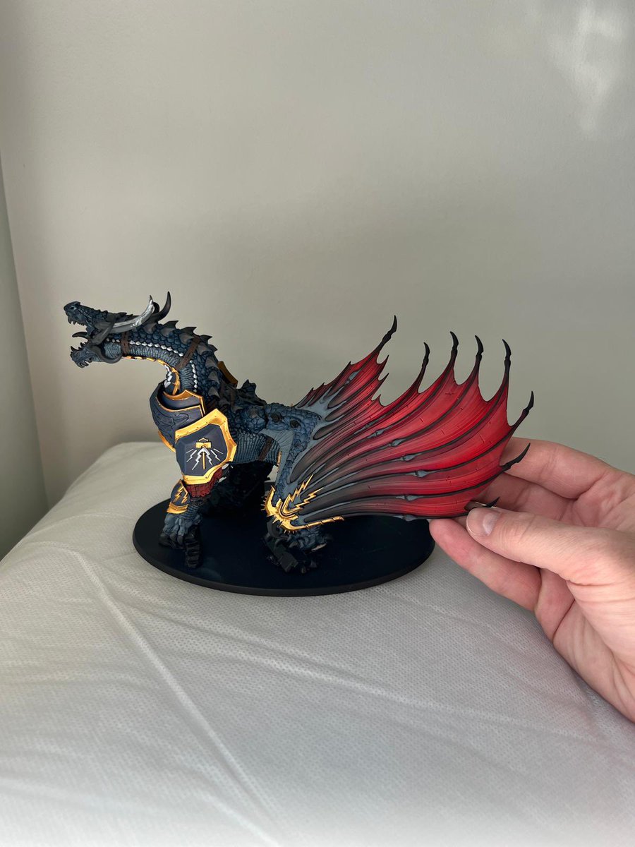 Dave’s latest painting job! 👀🤯