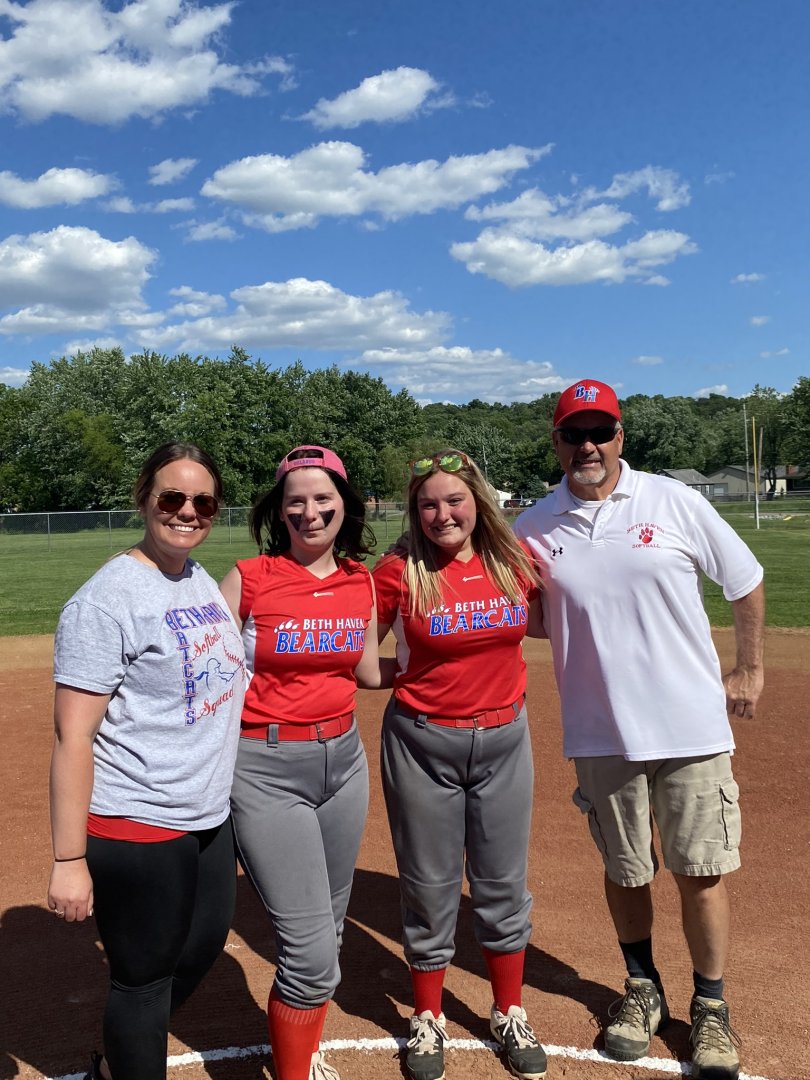 BethHavenSports's tweet photo. Here's some pics from last night, as we were honored to recognize the "Fastpitch Class of 2022", Ms. Madison Gipson and Emilee Webb and their families.
---------
🔥#WhyNotBHCS—Luke 1:37
😇#ForGodsGlory—1Corinthians 10:31
👑#FinishWithTheWin—2nd Timothy 4:7-8
---------- https://t.co/t2jIRJr5bv
