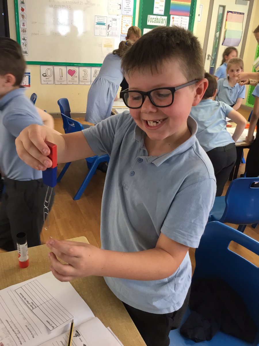 MrSpriggsRAV's tweet photo. Marvellous magnets 🧲 We have been testing the strengths of types of magnets! https://t.co/DqBw4qLlc4