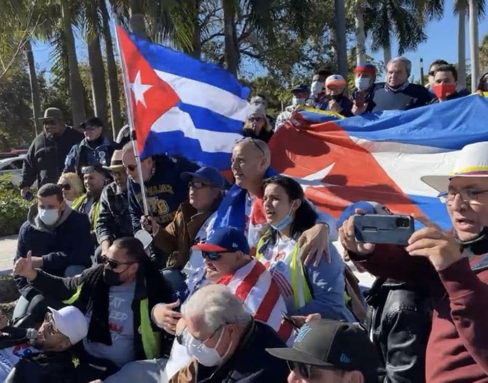 Enhorabuena por las medidas de <a href="/POTUS/">President Donald J. Trump</a> de levantar ciertas restricciones que castigan al pueblo cubano. Este debe ser el primer paso, de muchos, que lleve al levantamiento del bloqueo a Cuba. #EliminaElBloqueo #UnblockCuba #PuentesDeAmor <a href="/medeabenjamin/">Medea Benjamin</a> <a href="/EMendrala/">Emily Mendrala</a> <a href="/RepJayapal/">Rep. Pramila Jayapal</a>