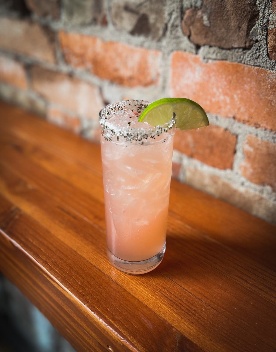 Take a stroll with the Garden Paloma. Tequila, grapefruit, rosemary, sage, and lime are mixed together for a delightful cocktail. 🌱 Try one at Enbär Craft Cocktail Lounge tonight!