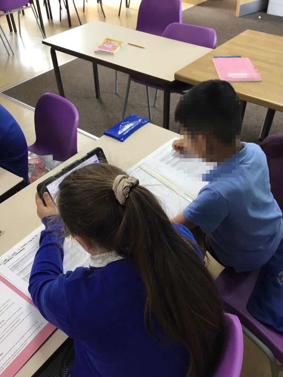 LeysFarm's tweet photo. Class 4W are enjoying using search engines this afternoon. Useful activity to help them remember to include specific search queries to find the information they need. #LFJSComputing @purpleMash https://t.co/sZq9jsJFRI