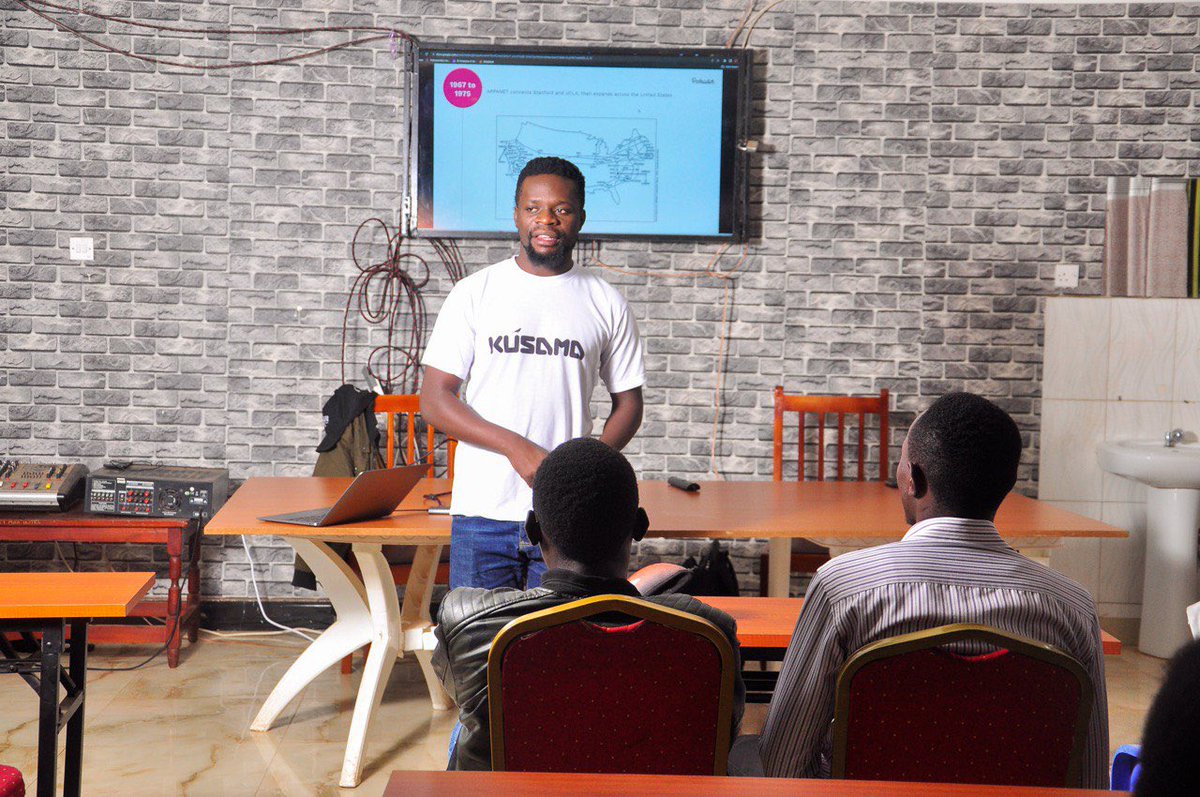 cryptoproUg's tweet photo. Through programmed codes that self execute when agreed conditions are met, financial, health, supply chains etc can benefit everyone meaningfully @Polkadot &amp; @kusamanetwork provide a suitable platform to build these “smart contracts” That’s was the discussion. @TalkPolkadot https://t.co/f7Vf2xMYEd