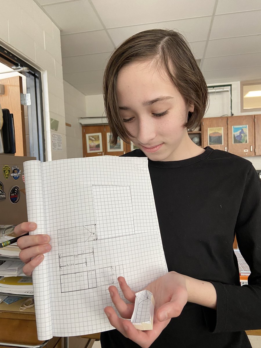 HINeSMnSTEM's tweet photo. More sketching, scaling, netting, and modeling. Can’t wait to see the full size cardboard boats @cfmsregatta #CFChooseCourage #CFEVS https://t.co/zqS9SgMJ9M