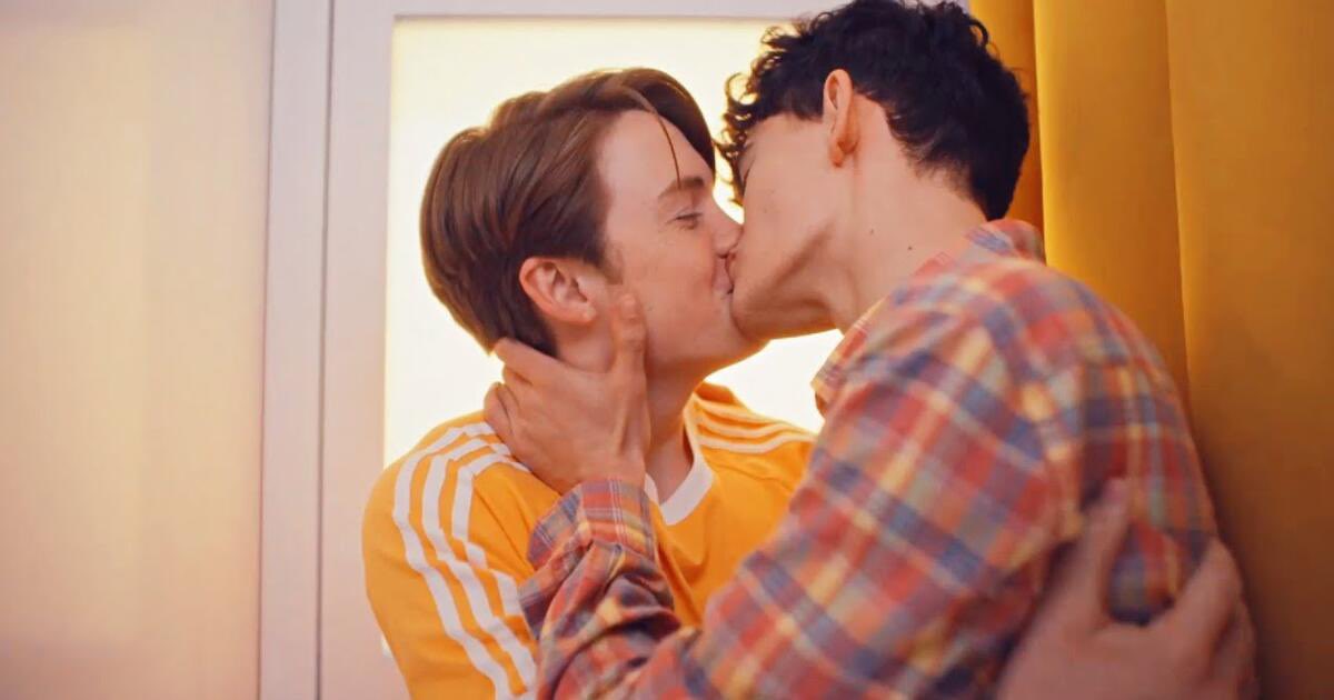 JOMA0603's tweet photo. 17 de mayo, día internacional en contra de la homofobia, lesbofobia, bifobia y transfobia. Los derechos LGBT, son derechos humanos. 🏳️‍⚧️🏳️‍🌈 https://t.co/A9Q4NHa24k