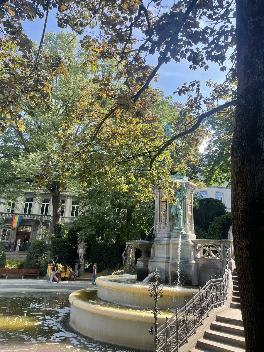 Lucy Caile tweet media