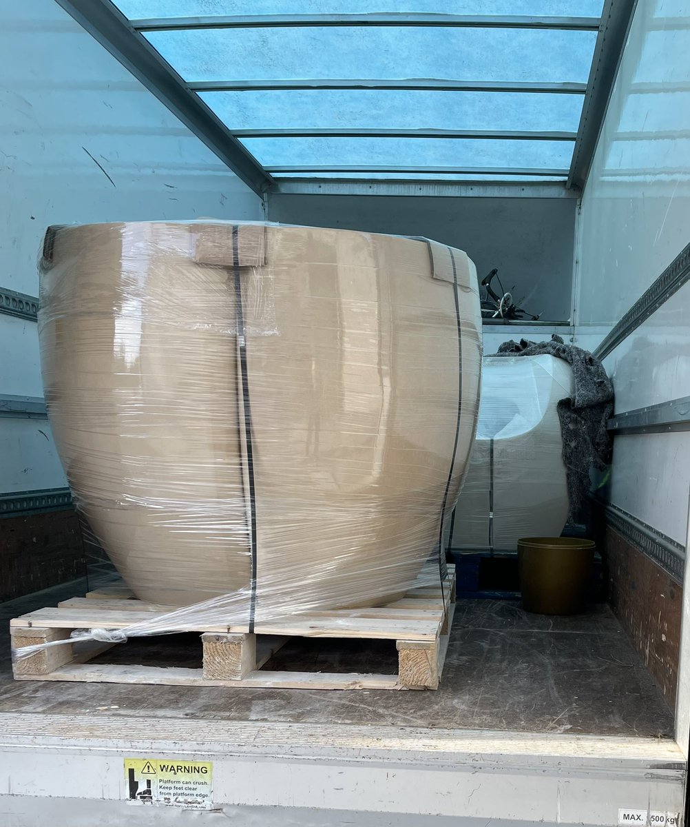 Stoneform_UK's tweet photo. Glass Reinforced Concrete #GRC #GFRC outdoor furniture and planters from @SolidSoulDesig1 &amp; @Stoneform_UK  Next stop Chelsea Flower Show #RHSChelsea https://t.co/4hlP5QC2sj