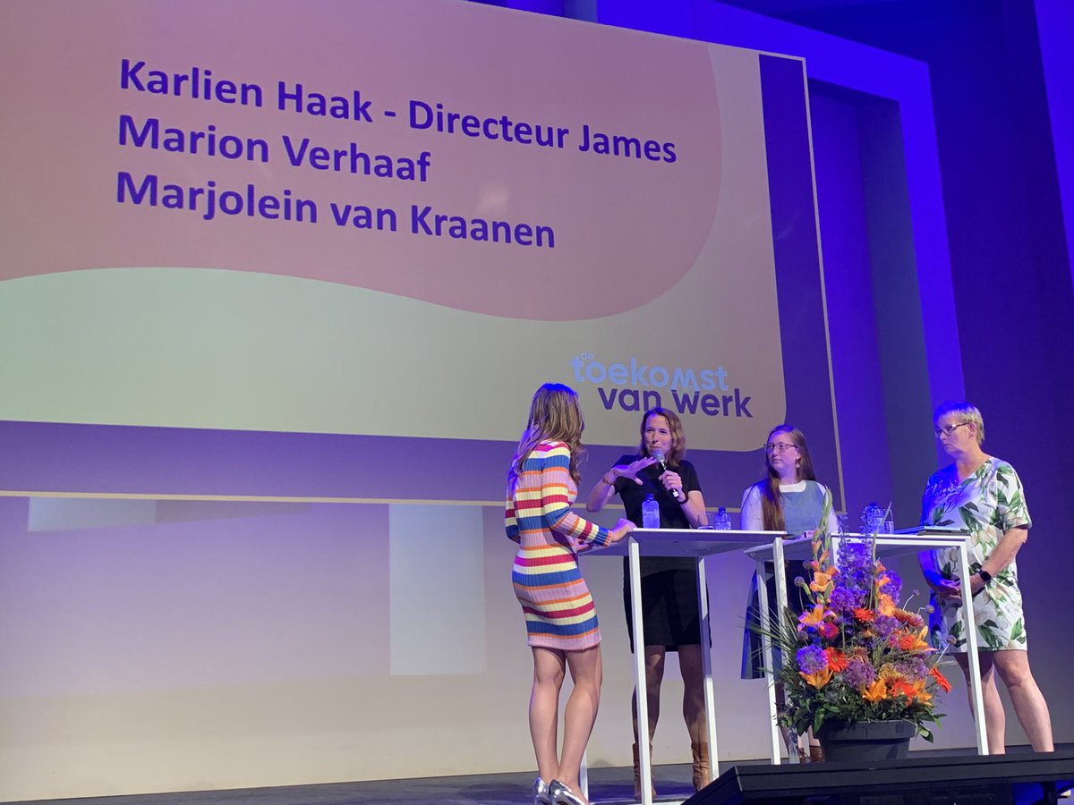 Gaaf: <a href="/jamesloopbaan/">James</a> op ons congres met speeddate-loopbaan-sessies en met collega <a href="/karlienhaak/">Karlien Haak</a> op het podium vol passie over waarom loopbaandienstverlening echt vakbondswerk is 

#cnv <a href="/vakbond/">CNV</a>