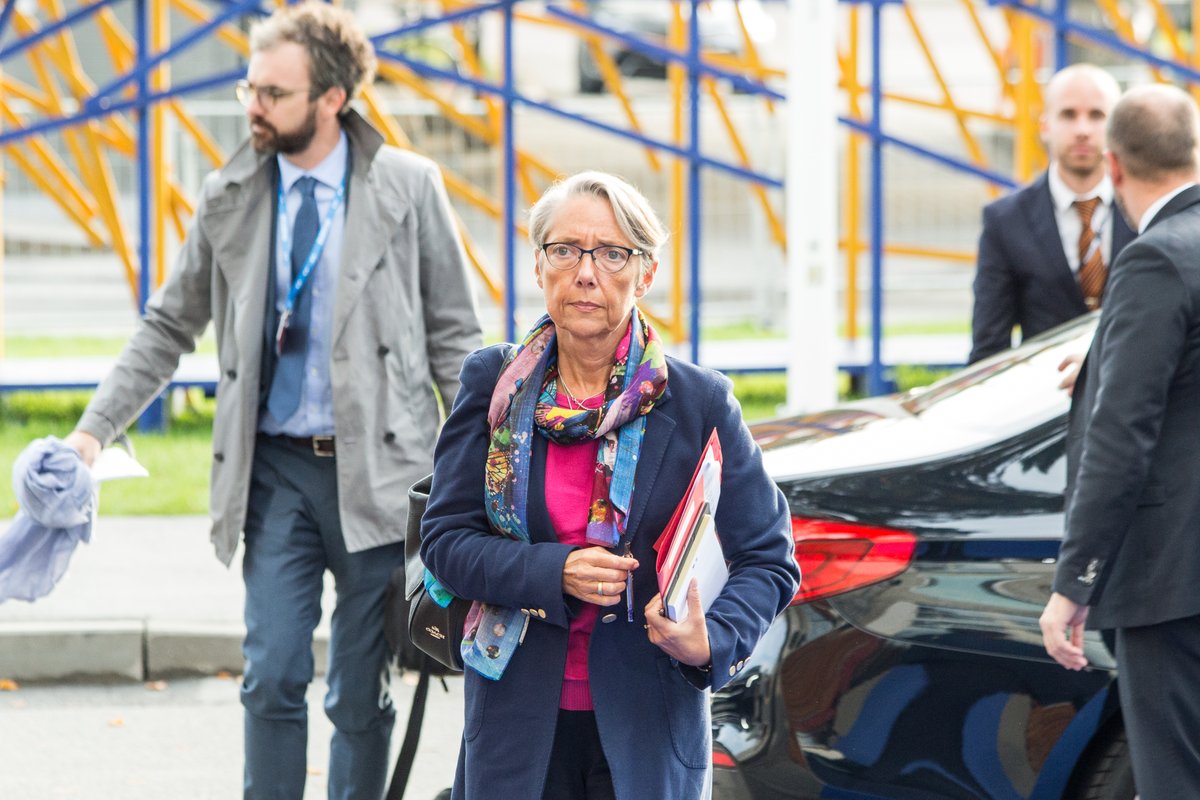 JToulousain's tweet photo. https://t.co/zTFVKm6fdu

Élisabeth Borne nommée Première Ministre : réactions des élus toulousains

#Premierministre #ÉlisabethBorne #Gouvernement #CaroleDelga #JLMoudenc @jlmoudenc @CaroleDelga @HadrienClouet @AntoineMAURICE https://t.co/qg7WfxLcb0