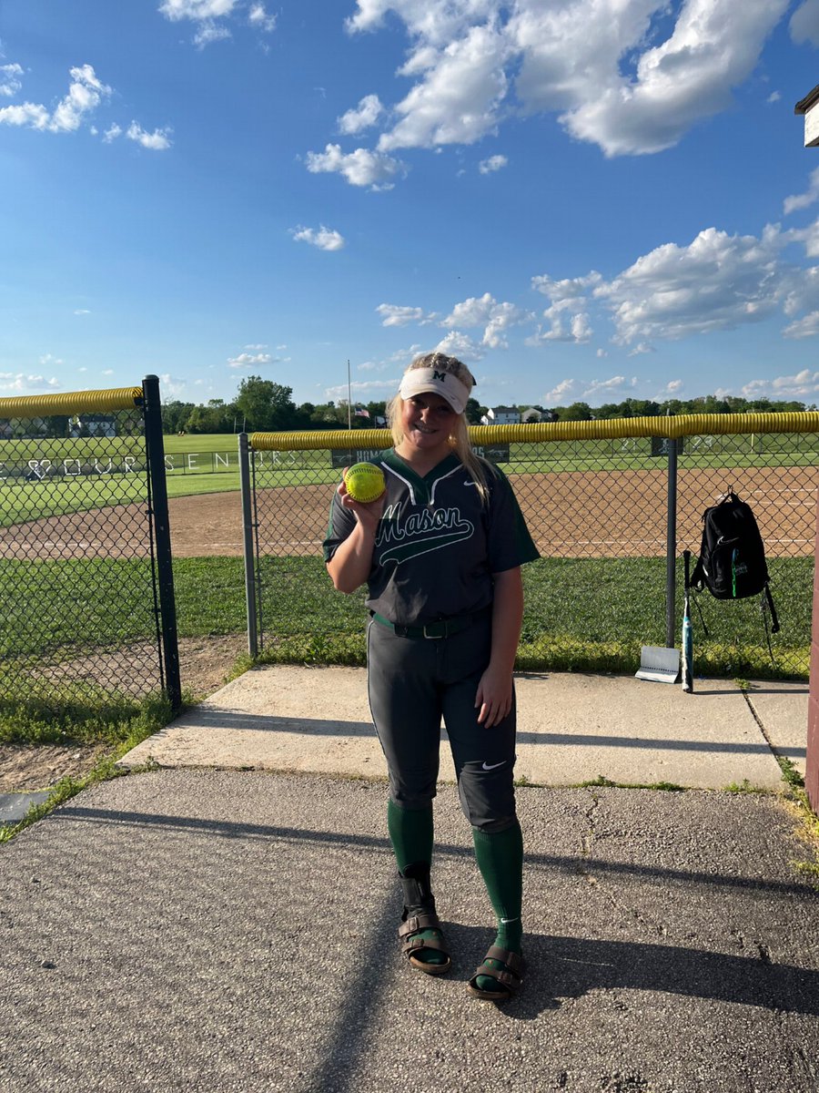 Ellie Offner tweet media