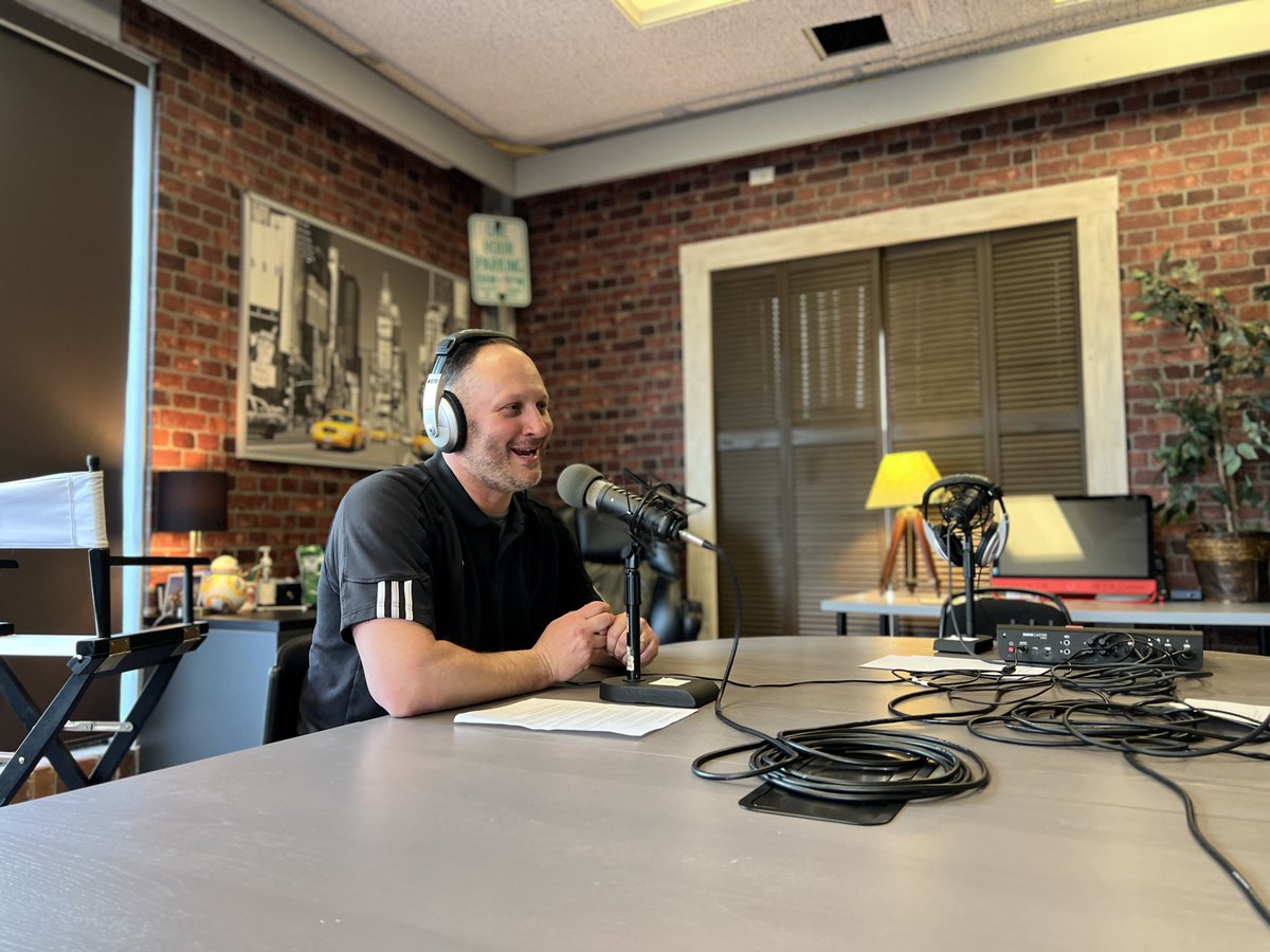 MelroseTogether's tweet photo. Enjoy Melrosians Beth Hampson and @AdamFederico2 meet to discuss education, the importance of building relationships, &amp; their shared love for Melrose.

Thank you @MMTV3 for your support.

Music by Alex_MakeMusic from Pixabay

Listen: https://t.co/O3l1Mluvb4
#cities #OneSmallStep https://t.co/dZalAuzMSU