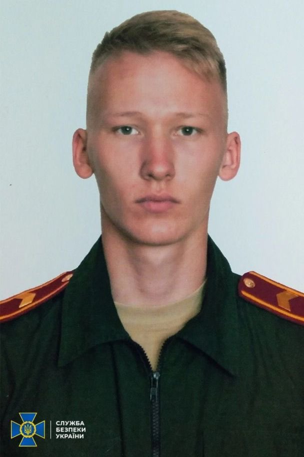 jeonjels's tweet photo. оце малолітнє гавно під час наступу на Київщині вдерлося до будинку української родини, де зґвалтувало дівчину, після чого ще раз повторив це звірство разом із трьома окупантами

чекай гостей, булат лєнарович фассахов. якщо залишишся живий. https://t.co/99PLKTWXMS