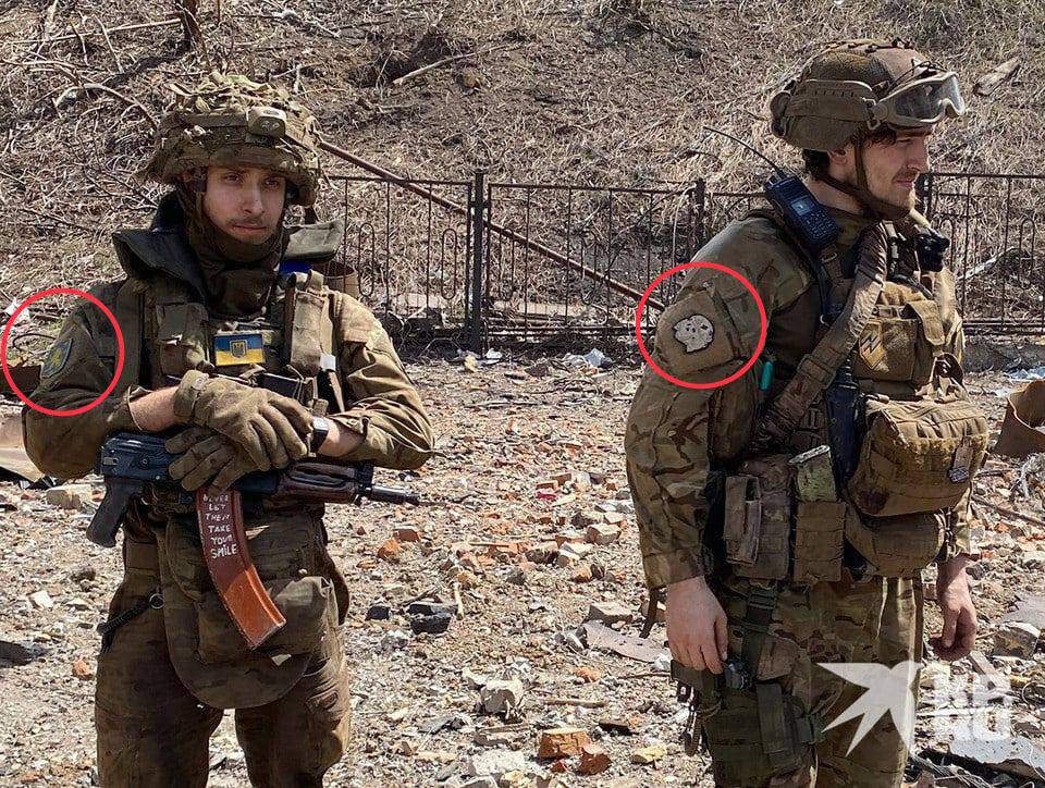coddvk's tweet photo. @cepxuo_mos @IsraelThreads @Vatnik_OFF Фашистам бороться с фашизмом? Это символика СС и Третьего рейха, танковых дивизий. 
Дядь, ты ебанутый нахуй? https://t.co/33IHEKwl8M