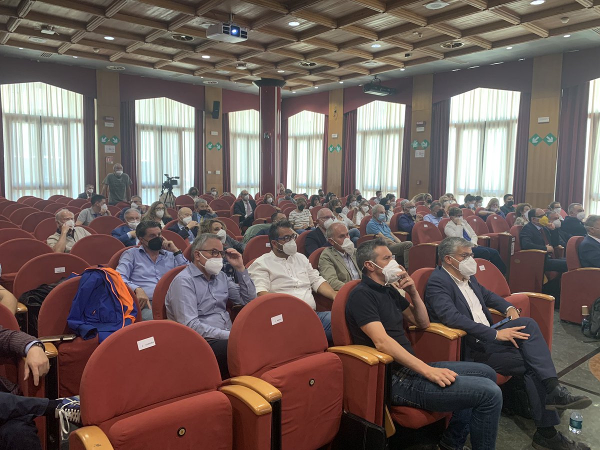 Nel Salone Maria Ida Viglino di Palazzo regionale la presentazione degli esiti del sondaggio della Chambre presso le imprese valdostane e di altri dati economici di contesto. <a href="/IstTagliacarne/">Centro Studi G. Tagliacarne</a>