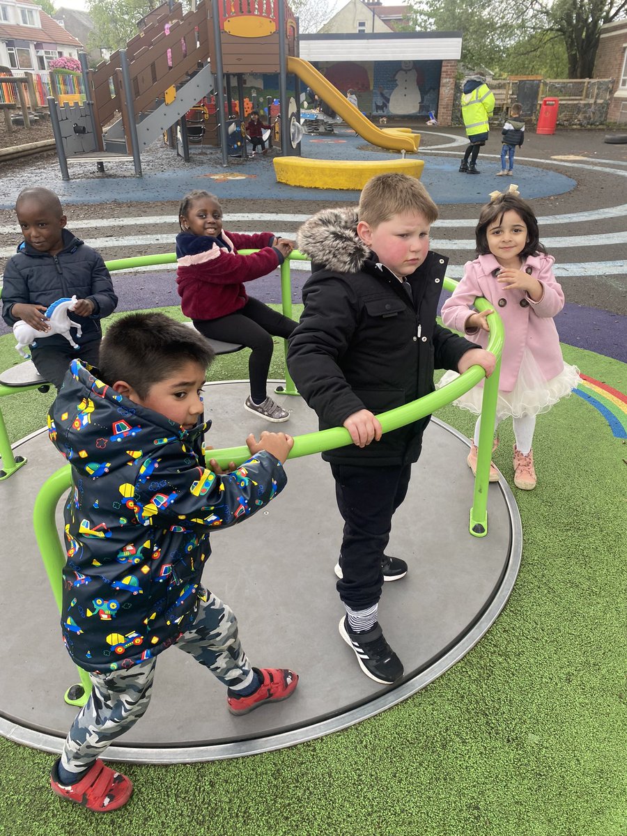 goingtoCCPS's tweet photo. Exciting outdoor play session with our pre-entrants! #goingtoschool #p1transition https://t.co/2yauLScv21