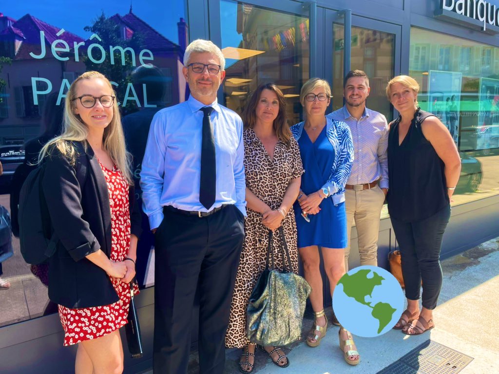 Une belle visite à l’agence #axafrance Jérôme Pascal sous le soleil ☀️ 
Des échanges constructifs sur la #rse 🌳, la PRVT #solidaire 📞📱et la satisfaction client #agirensemble 🙌🏻
Un accueil au🔝 et une agence impliquée 📈 #axaprevention