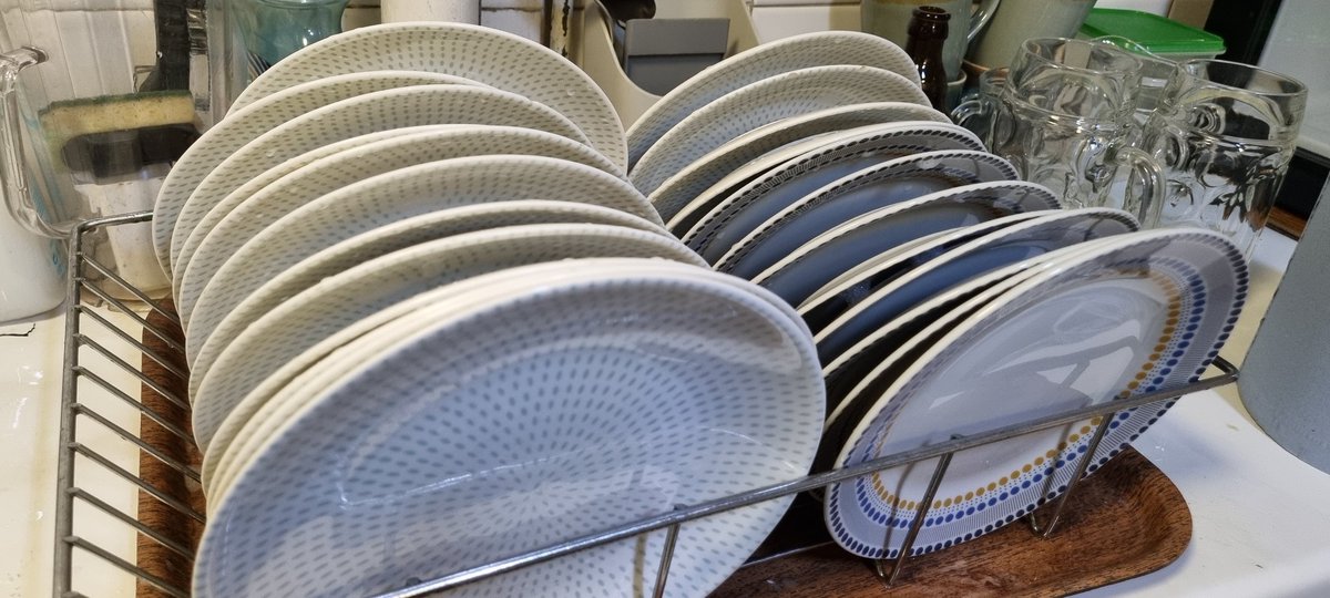 bow_bar's tweet image. That's the plates all cleaned ready for Friday.
Do you know what is coming back
#FridayPieday