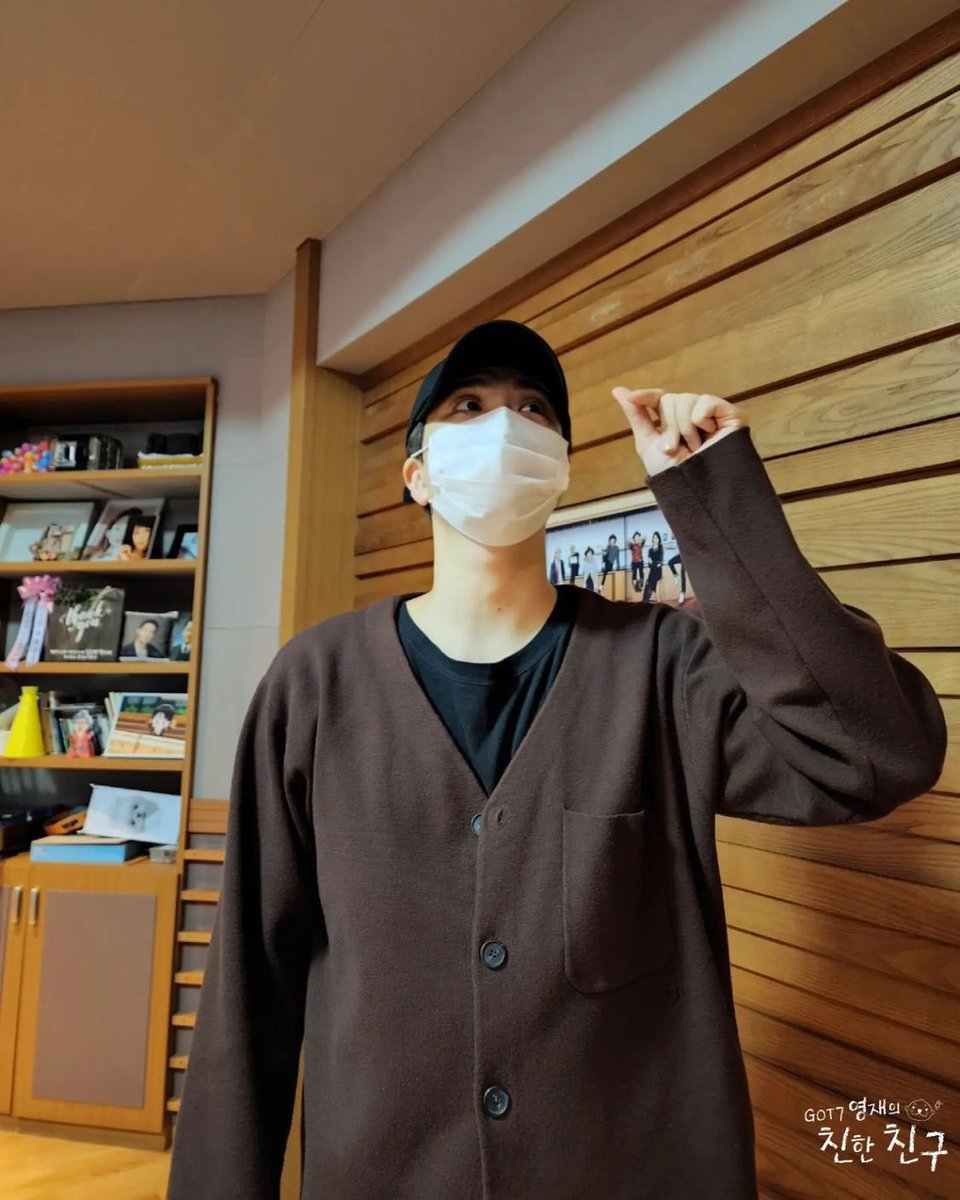 GOT7_Quote's tweet photo. 🌙mbcbf_ever’s IG Update🌙
🗓17 May 2022

🦦Best Friend🦦

#ดัลชินชิน #ดัลดี # กัปตันของโซลเมท
# ตามคาดกับเสียงหวานๆ_디카프리오

🔗https://t.co/2Iyq8SiOmG

#GOT7YoungjaeBestFriend
#GOT7영재의친한친구 

#YOUNGJAE #영재 @GOTYJ_Ars_Vita
#GOT7 #갓세븐 #IGOT7 @GOT7 @YOUNGJAExArs https://t.co/lK5tsdcdn9