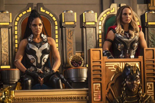 GallosFilmsGDL's tweet photo. Nos están liberando mucho Marvel… 

Será que ya está despidiendo a los viejos personajes para comenzar a darle entrada a los nuevos… 

#MCU #MARVEL #MarvelStudios #ThorLoveAndThunder https://t.co/hb8Wl6sWwd