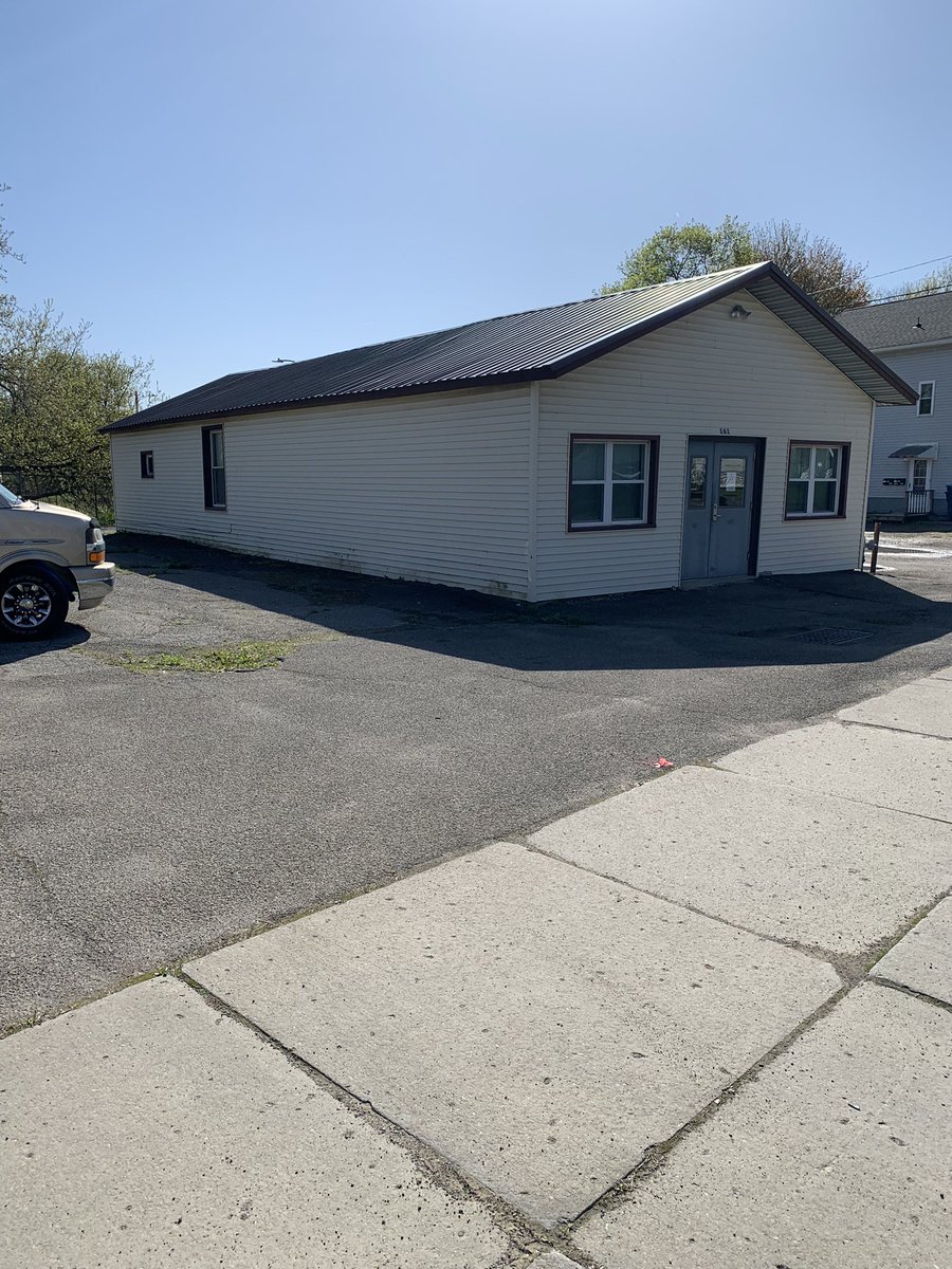 ddknickerbocker's tweet photo. Had a part in dedicating a new building debt free for North Tower Baptist in Wellsville,NY with Sunday-Sunday revival https://t.co/ORgzKonVRh