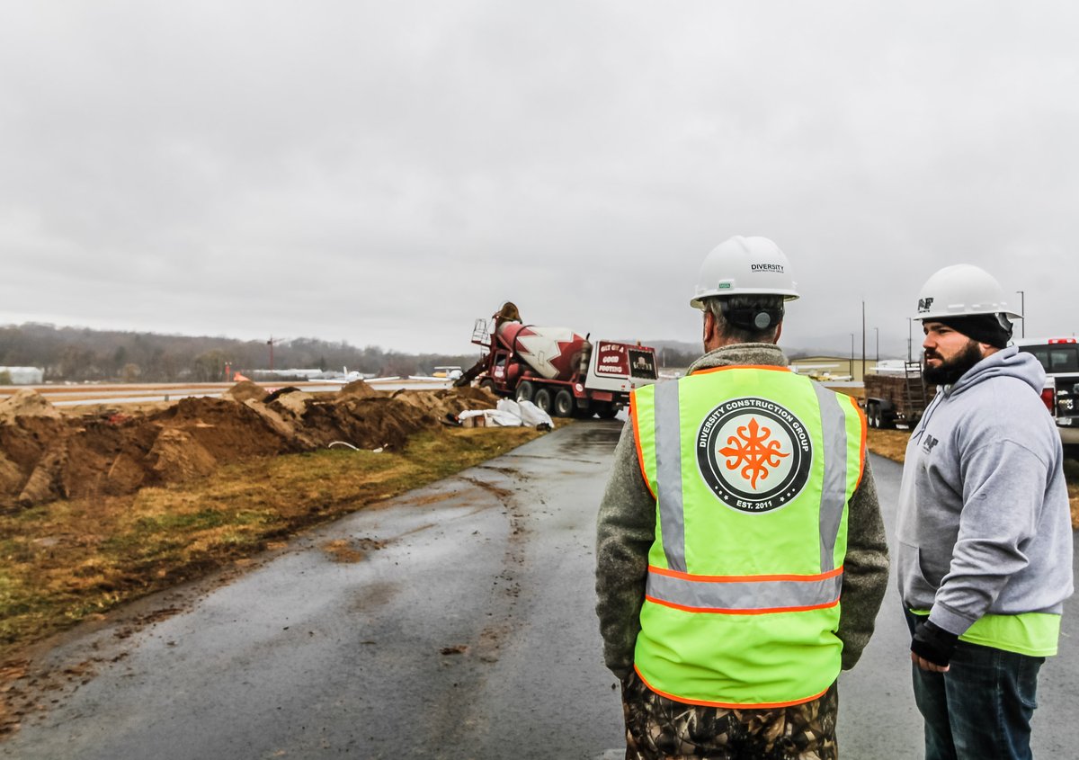 #Tuesdayvibe #Tuesdaymotivations 
Meriden Markham Airport - Design Build of Six Hangars 
"The project’s success is revealed by taking a drive on the road flanking the airport to the east - if you can take your eyes off the planes landing and taking off."  
diversitycg.com/meriden-markha…