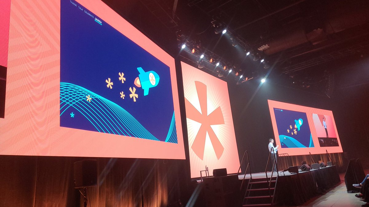 KTMullins's tweet photo. The data in a recognition program is the best data in the corporate world @EricMosley #whlive2022 https://t.co/Nu0TqTi01Q