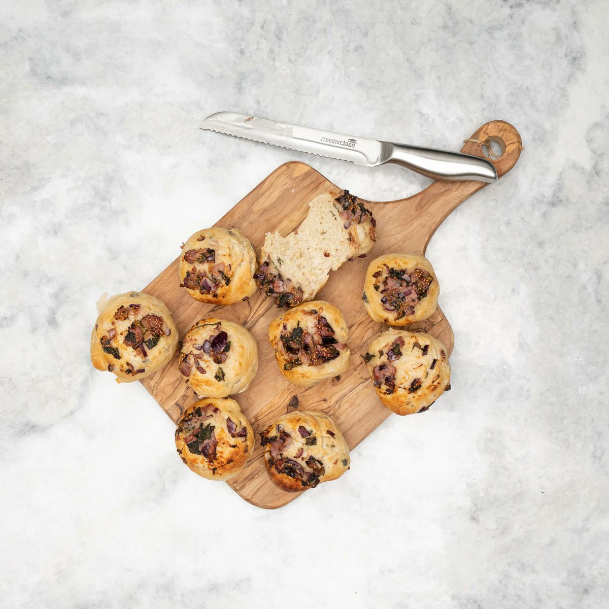 caple's tweet image. Did you know there are no food odours with steam cooking?😋

Not only will you not have smells lingering in your home, but it also means you can prepare different parts of the meal together, without the flavours mingling: buff.ly/38kCAmo

#cooking #steamcooking