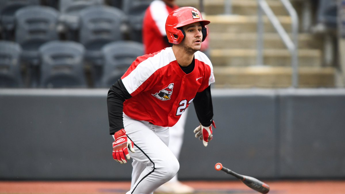 YSUBaseball's tweet photo. 𝐁𝐫𝐚𝐞𝐝𝐞𝐧 𝐎'𝐒𝐡𝐚𝐮𝐠𝐡𝐧𝐞𝐬𝐬𝐲

🔴 .356 batting average - Leads #HLBASE
🔴 68 hits - Leads #HLBASE
🔴 .983 OPS - T-4th in #HLBASE
🔴 14 doubles - T-4th in #HLBASE
🔴 35 RBIs - 9th in #HLBASE
🔴 .433 OBP - 6th in #HLBASE
🔴 191 AB - T-3rd in #HLBASE

#GoGuins🐧⚾️ https://t.co/c5oyLbiwFn