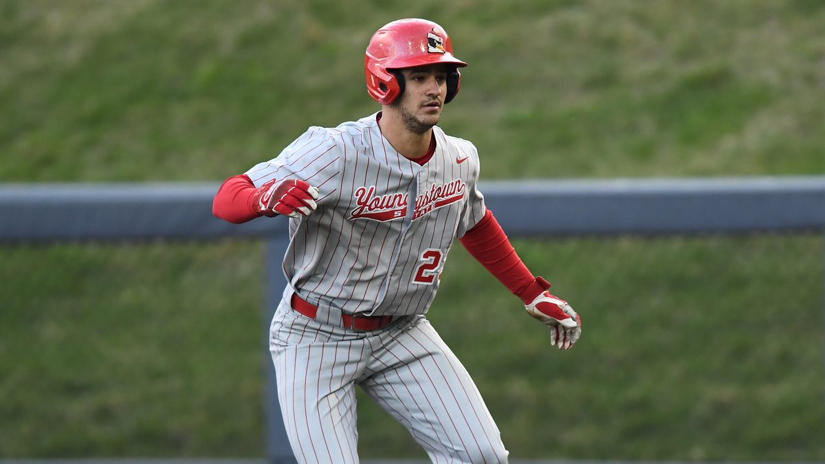 YSUBaseball's tweet photo. 𝐁𝐫𝐚𝐞𝐝𝐞𝐧 𝐎'𝐒𝐡𝐚𝐮𝐠𝐡𝐧𝐞𝐬𝐬𝐲

🔴 .356 batting average - Leads #HLBASE
🔴 68 hits - Leads #HLBASE
🔴 .983 OPS - T-4th in #HLBASE
🔴 14 doubles - T-4th in #HLBASE
🔴 35 RBIs - 9th in #HLBASE
🔴 .433 OBP - 6th in #HLBASE
🔴 191 AB - T-3rd in #HLBASE

#GoGuins🐧⚾️ https://t.co/c5oyLbiwFn