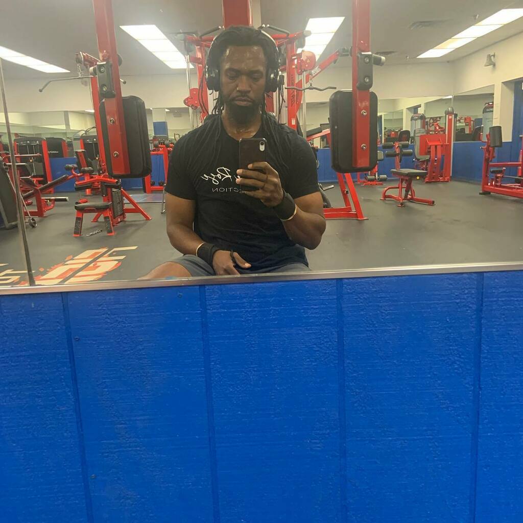 JuiceBoxFRSH's tweet photo. If you don’t post about it on the interweb it didn’t really happen right? 🤷🏾♂️💪🏾😶🌫️ #uglygang #highdrate #BeGood https://t.co/KakFjrgH4D https://t.co/zSaFqoeqNB