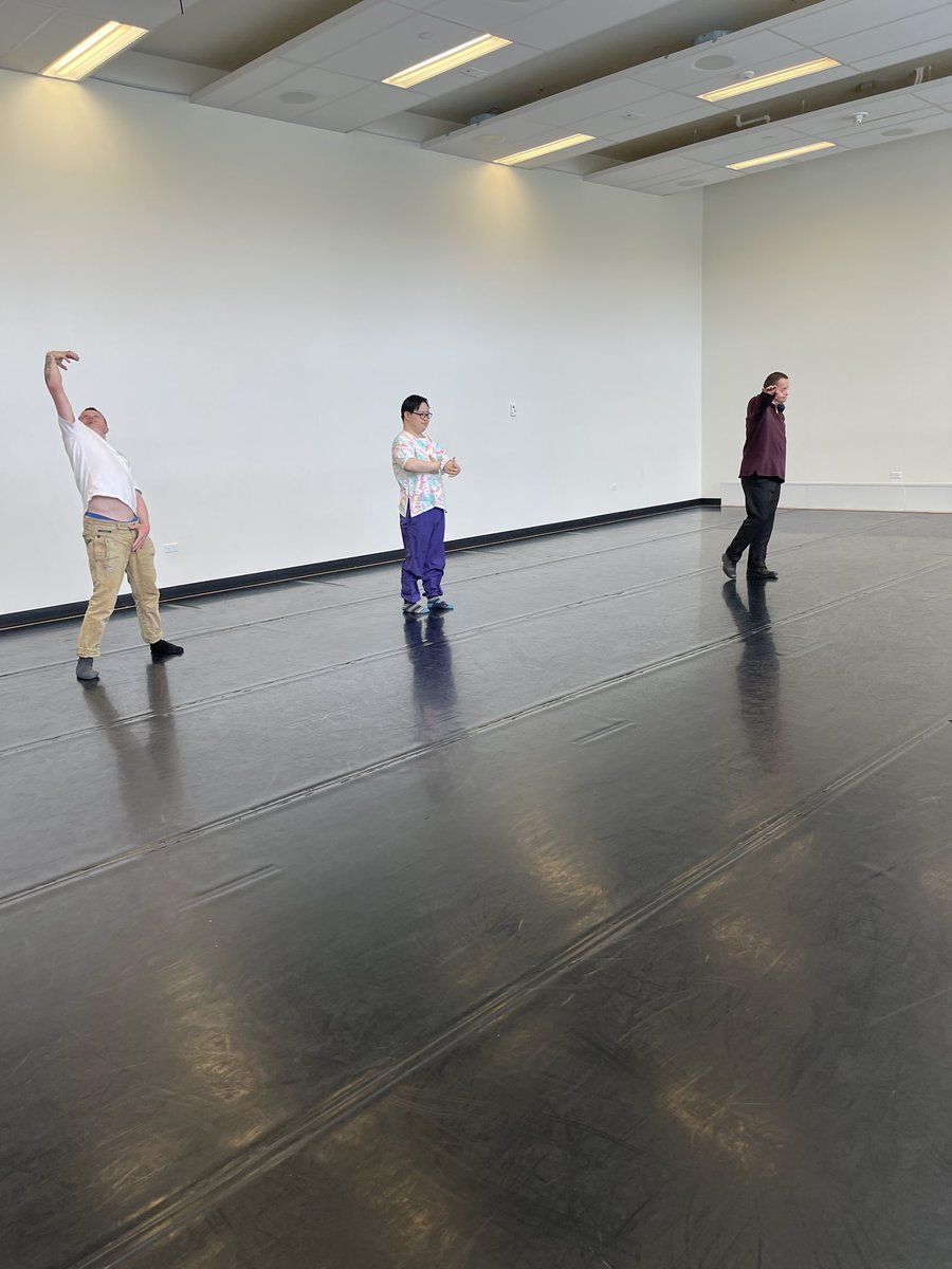 culturedevice's tweet photo. Improvisation classes with @daniel_vais with the fabulous artists of @accessartsca 

#dance #improvisation #improvement #class #NaAC #CalgaryStyle #CultureDevice #DisabilityArt #DisabilityCulture #Canada #movement #JustDance https://t.co/nga7RypfDe