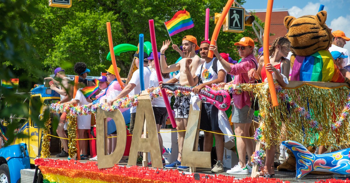 DalhousieU's tweet photo. Today is the International Day Against Homophobia, Transphobia and Biphobia, and the theme for 2022 is “Our Bodies, Our Lives, Our Rights”. Today, and every day, #DalhousieU celebrates and embraces the diversity of its students, faculty, staff and the greater community. https://t.co/l8KSoUfQxj