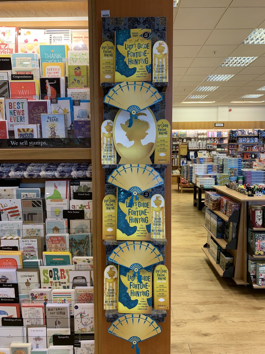 HarperFiction's tweet image. A HUGE thank you to all the booksellers who have been chaperoning #LadysGuide across country 💎