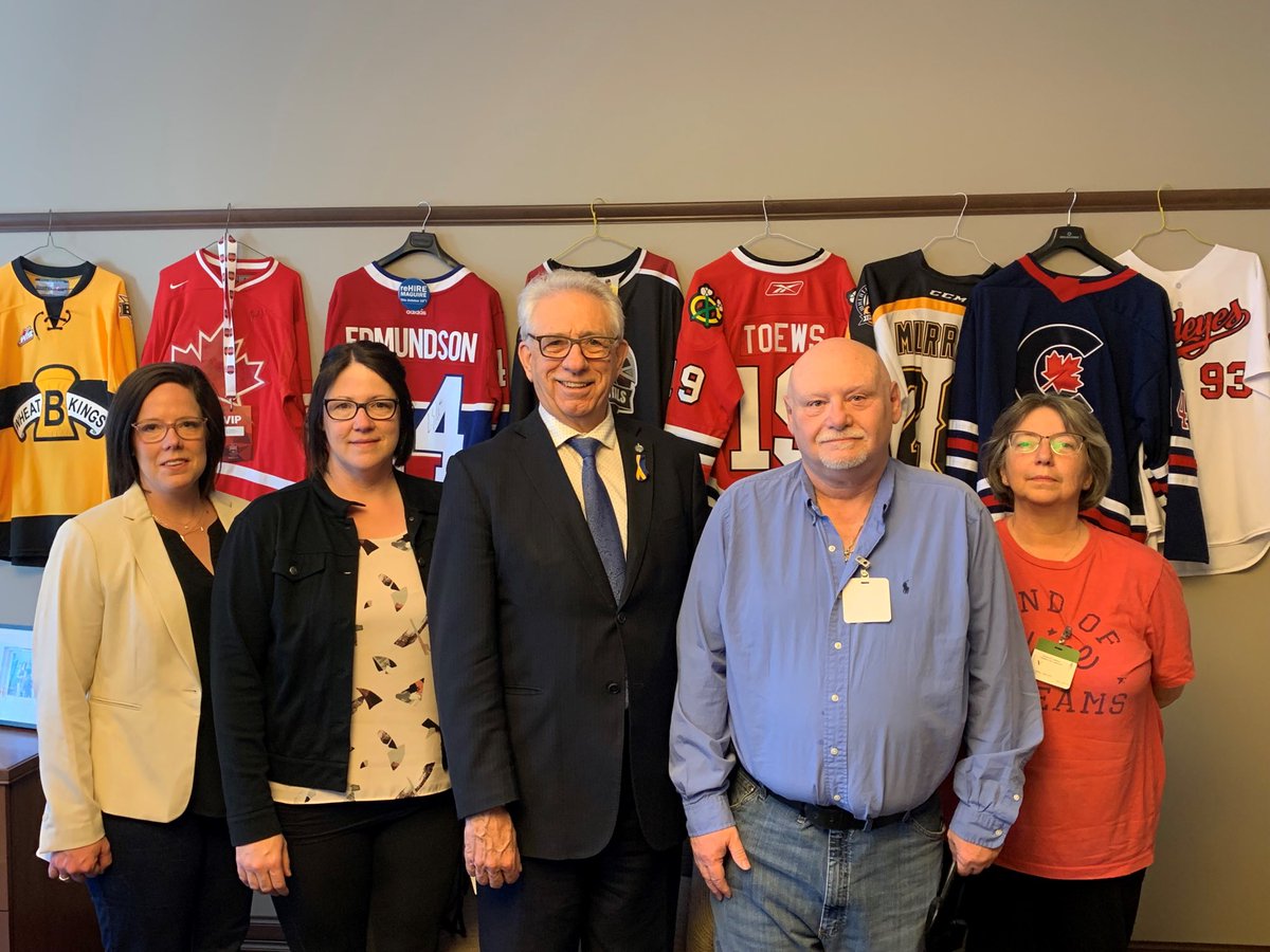 Thanks to <a href="/LarryMaguireMP/">Larry Maguire</a> for hosting the CF Westman crew on the Hill last week during the Rural and Resilient CF National Event.  #CommunityFutures