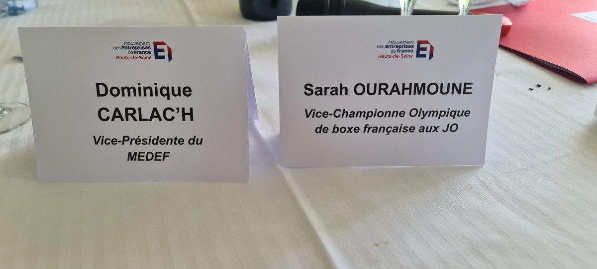 maTournaire's tweet image. Au déjeuner du @Medef92 échanges passionnants sur les athlètes des #JO et leur place ds les entreprises. Avec @dcarlach'ch vice présidente Medef ancienne athlète + @SarahOurahmoune, 265 combats, Championne de France, d'Europe, du monde Médaillée aux JO de Rio @lrainfray
@mpHure