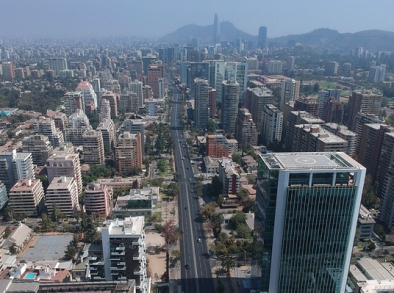 Morgan Stanley apuesta por Chile tras leer borrador constitucional: "promovería la inversión"
elmercurio.com/Inversiones/No…