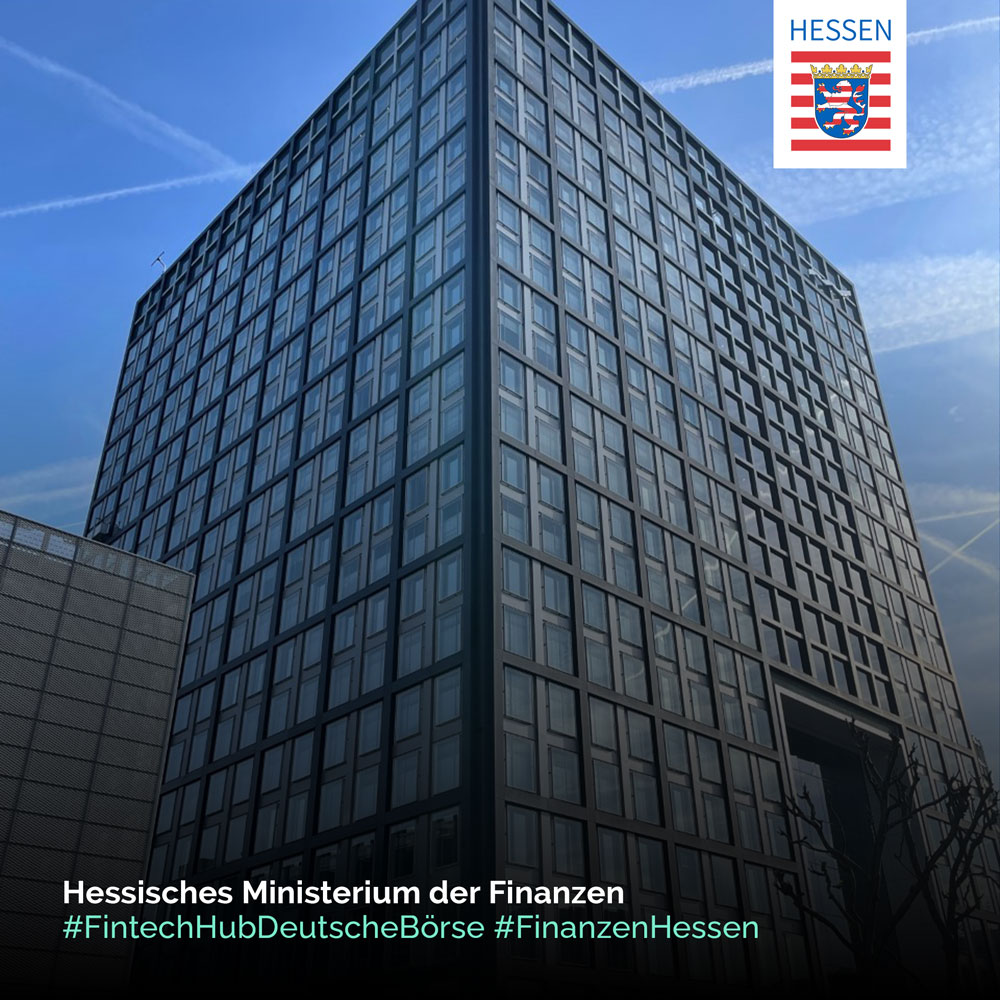 FinanzenHessen's tweet photo. Heute besuchte #Finanzminister Michael #Boddenberg den #FintechHub der @DeutscheBoerse in #Eschborn und informierte sich über aktuelle finanzpolitische Themen und über die Situation von Wachstumsunternehmen. https://t.co/c2XkL9E5fc