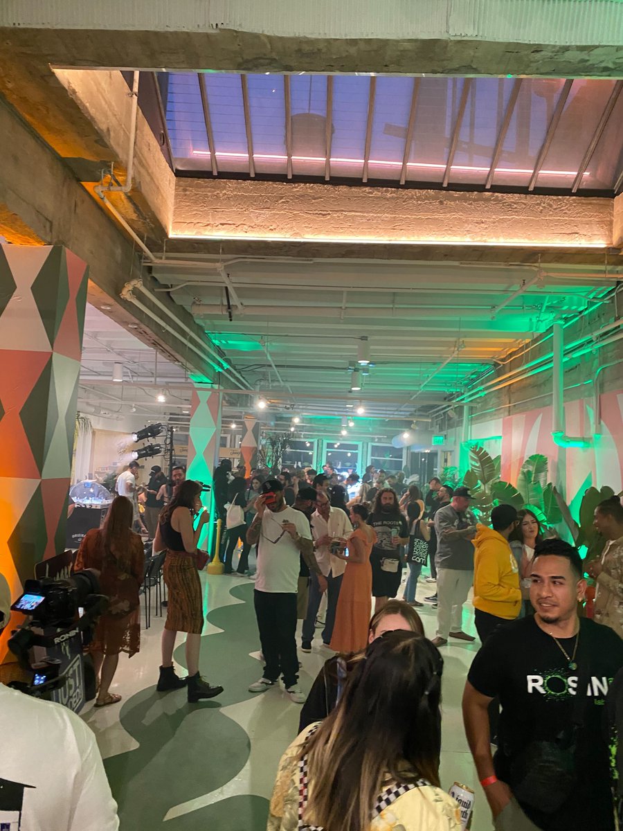 getsurfside's tweet image. What an amazing time at Greenstreet Festival! Big thanks to @garyvee and team for putting on such a great event. Looking forward to the next one!