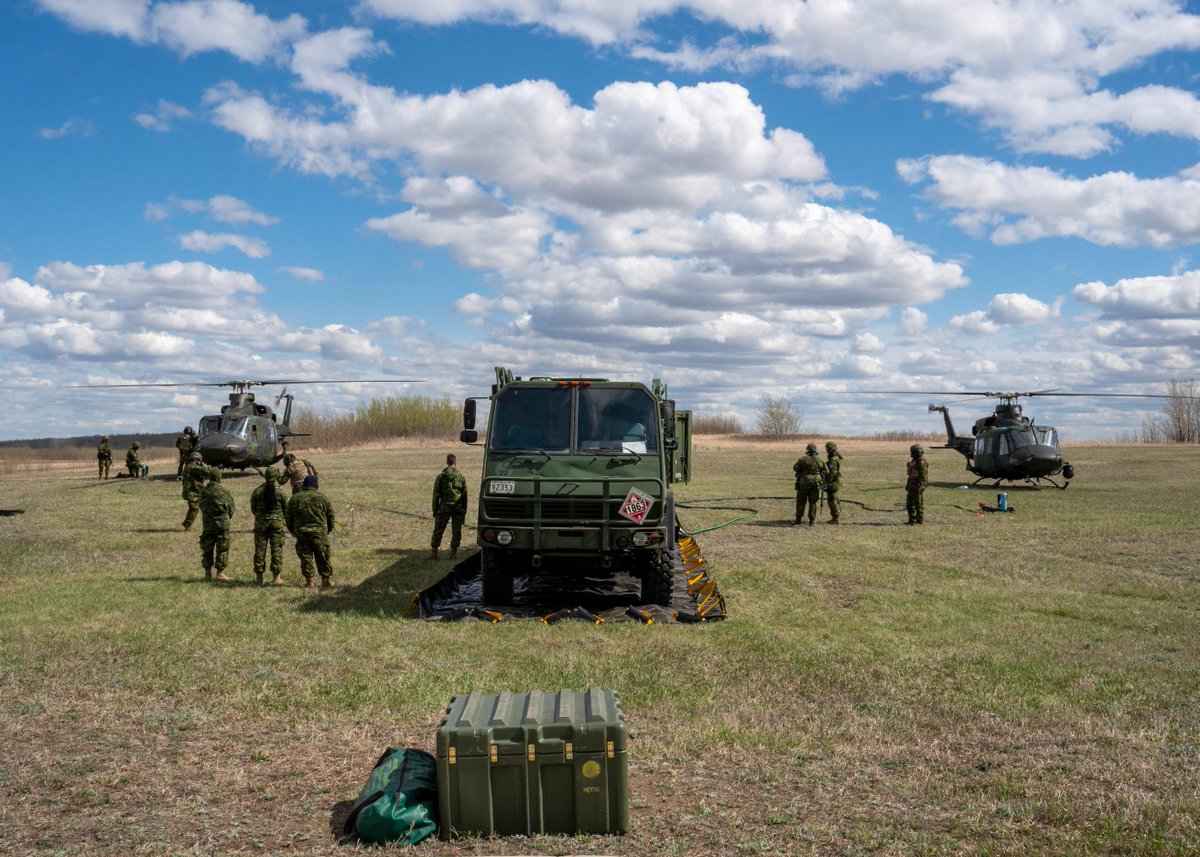 OperationsArc's tweet photo. Le Griffon de l’@ARC_RCAF est à Wainwright, en AB, à l’appui de l’#ExMapleResolve22, plus grand exercice interarmées annuel de l’@Armeecanadienne, qui comprend une participation internationale et des opérations multi-domaines dans lequel deux groupements tactiques sont évalués. https://t.co/68Fc0EB5Ke