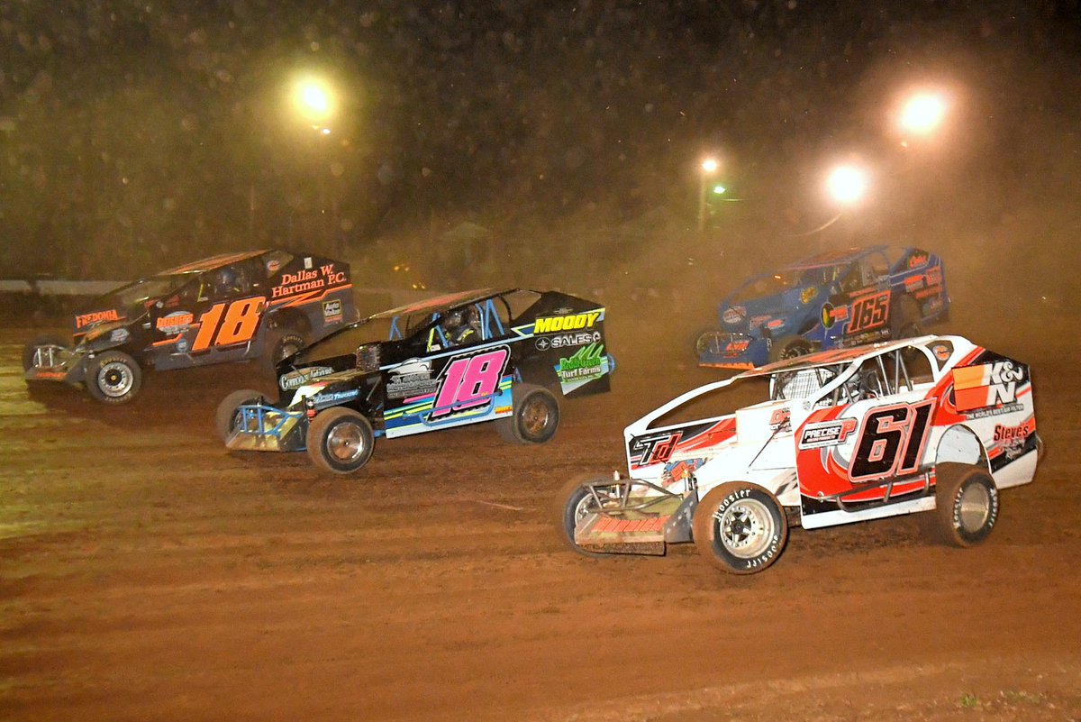 Lernerville's tweet photo. Don't miss the @TourBrp as they kickoff their 2022 schedule with us on Friday, May 20 with a complete show for the Big Block Modifieds, also with us will be the @peoplesnatgas Sprints, the Millerstown Pic-A-Part Pro Stocks  and the @RUSHLM! #CircleIT https://t.co/AxwIon46PT
