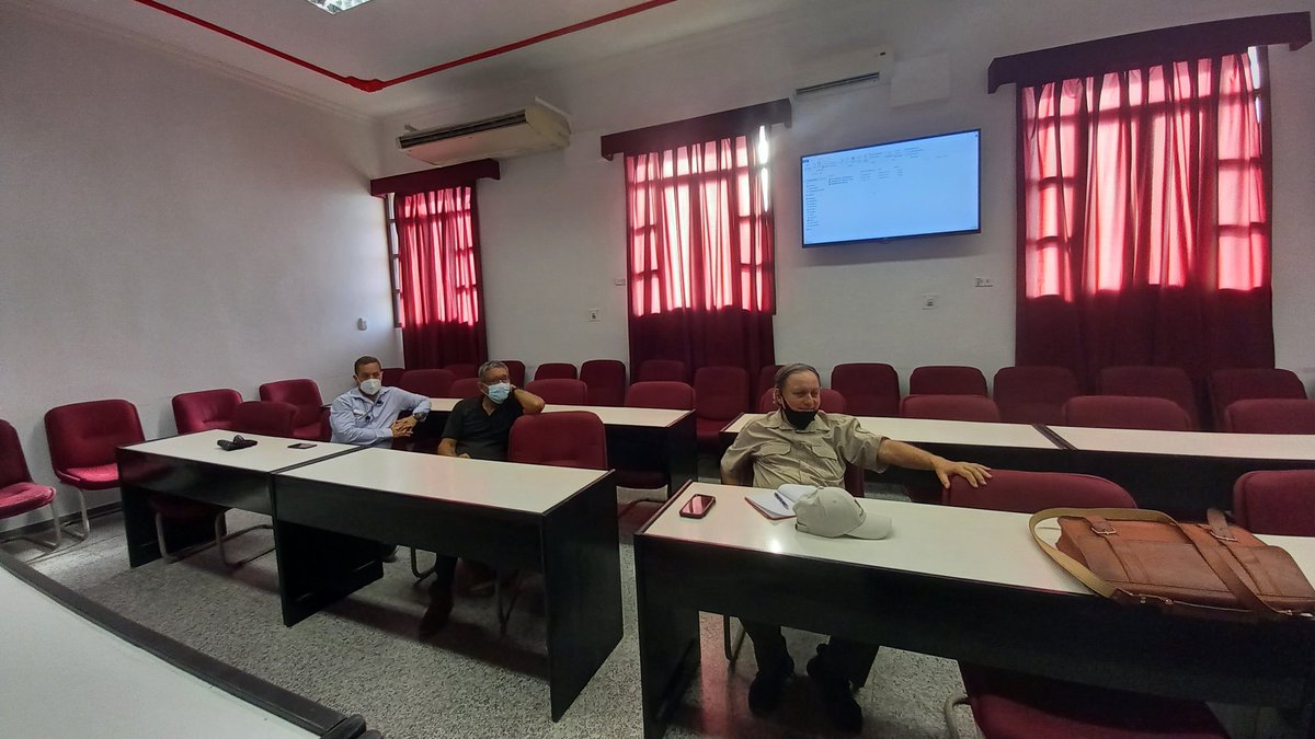 CaridadPoey's tweet photo. Preside el gobernador #Matanzas @mariofsabines el consejo técnico asesor de la ciencia. #Matanzas #MatancerosEnVictoria #Ciencia #CubaViveEnSuHistoria https://t.co/P8JDl31whm