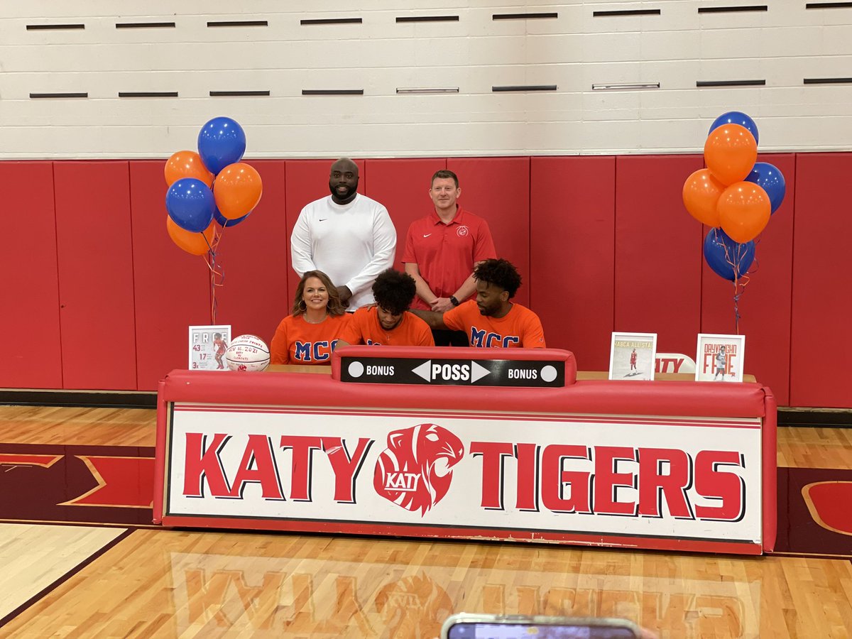 Katy Tiger Hoops tweet media