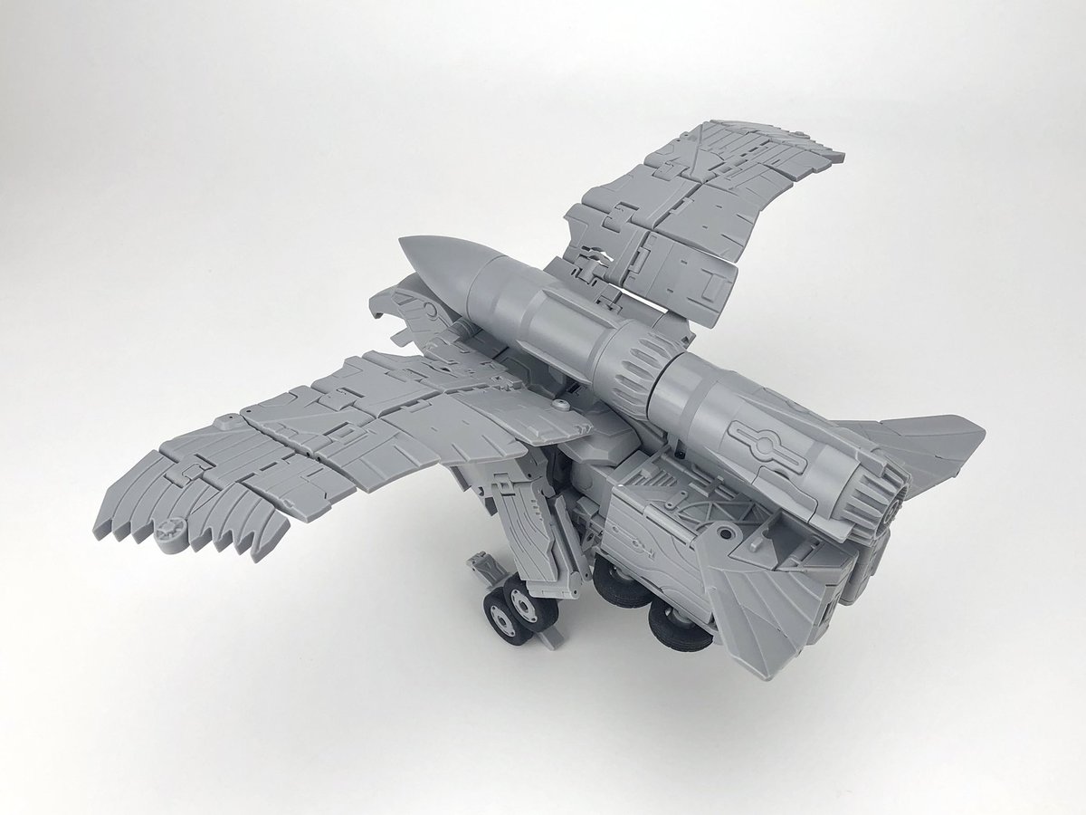 fans_hobby's tweet photo. MB-19 first test shot (made from actual moulds) - Bird Mode PART 3/3

#fanshobby #thirdpartytransformers #masterforce #powermaster #mb19 https://t.co/pTrBgoYenS