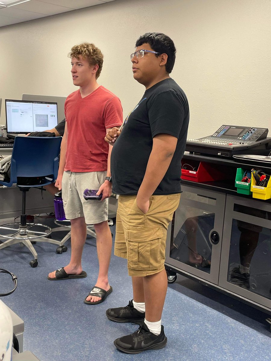 MonstroSSB's tweet image. 