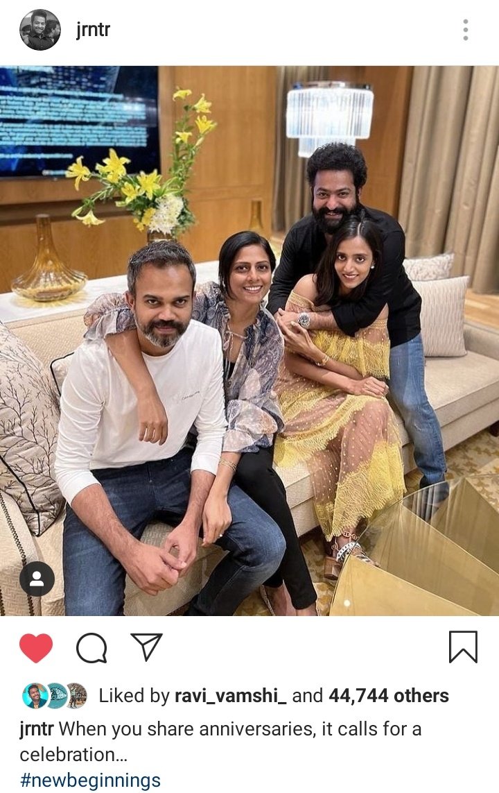 TeamForTarak's tweet photo. ~ #ManOfMassesNTR ~ @tarak9999 Anna &amp; #Pranthi Vadina With Director @prashanth_neel &amp; His Wife #LikithaReddy Garu &amp; Cinematograper @bhuvangowda84 Garu 💥

#ManOfMassesNTR
#NTR31 https://t.co/ShydqF92GH