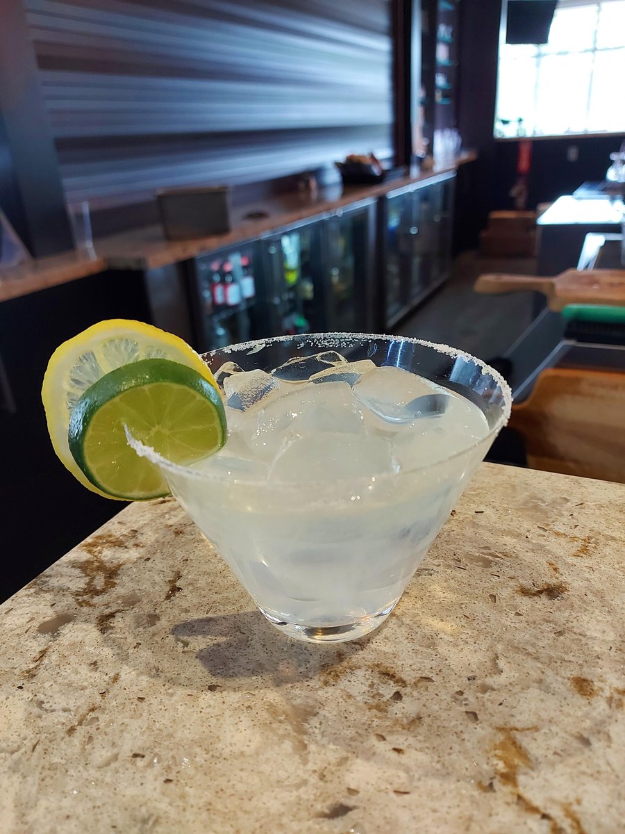 GolfRoyalOGC's tweet photo. Mother’s Day cocktail special: Cucumber Collins &amp; Momarita. 

$7.99 +tax at Lionhead &amp; Royal Ontario this Saturday and Sunday! 

And don’t forget, 15% off a round with mom using code “WELOVEMOM2022” https://t.co/2HZnchQEUQ